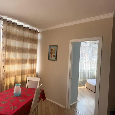 Albert Apartment