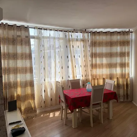 Albert Apartment Appartamento Durrës